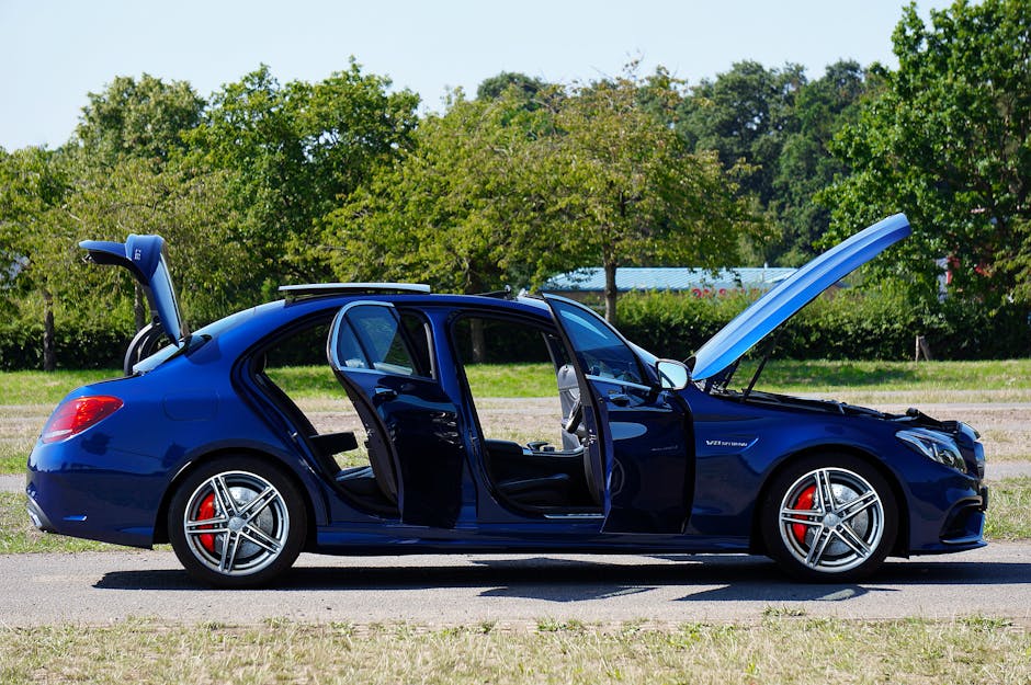 C63 AMG 쿠페 자동차 경고등